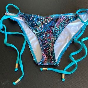 Voda Swim like new double string ruched back bikini bottom, size M